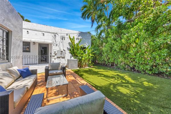 Granada, 504 Majorca Ave, Coral Gables, Florida 33134, image 1