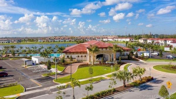 Aquabella, 10554 W 35th Ln, Hialeah, Florida 33018, image 1