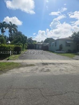 St James Park North, 14 SE 14th St #1-3, Dania Beach, Florida 33004, image 1