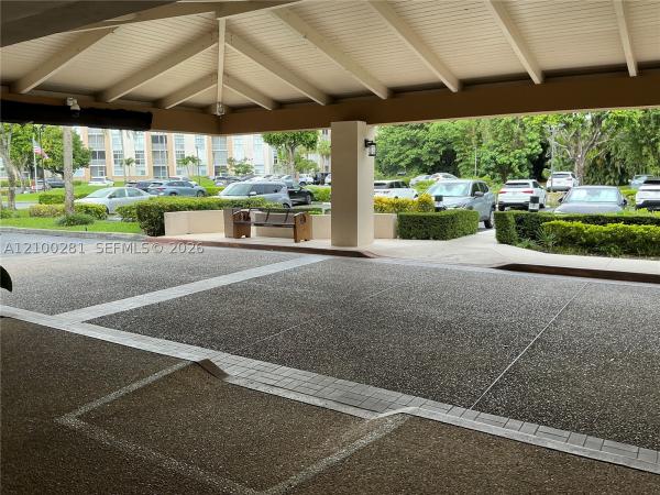 Casper House, 9735 NW 52nd St #305, Doral, Florida 33178, image 1