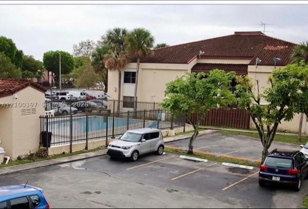 690 W Park Dr #107-2, Unincorporated Dade County, Florida 33172, image 1