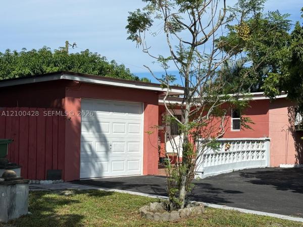 Boulevard Heights, 6641 SW 5th St, Pembroke Pines, Florida 33023, image 1