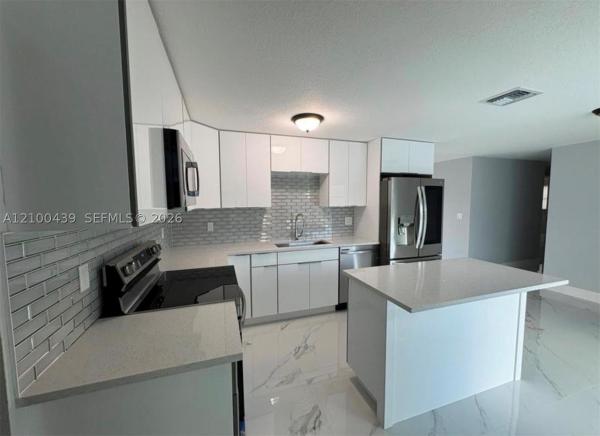 Palm Beach Square, 4318 Crestdale St, Palm Beach Gardens, Florida 33410, image 1
