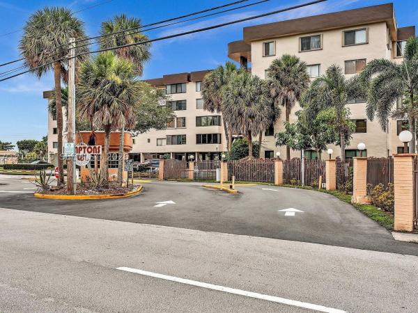 Eaton At The Hamptons West, 8040 Hampton Blvd #208, North Lauderdale, Florida 33068, image 1