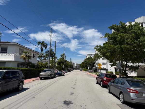 7915 Byron Ave #4, Miami Beach, Florida 33141, image 1