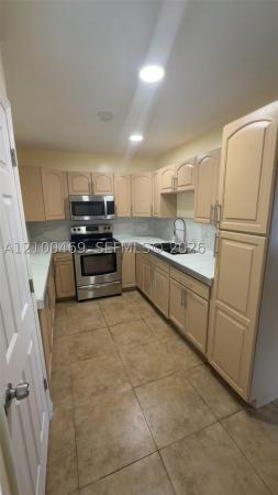 801 W 4th St, West Palm Beach, Florida 33401, image 1