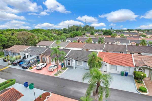 7677 NW 180th Ter, Hialeah, Florida 33015, image 1