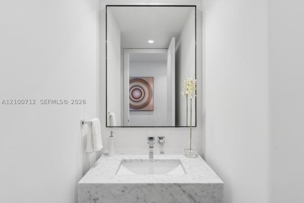 Oceancodo, 5775 Collins Ave #1005, Miami Beach, Florida 33140, image 1