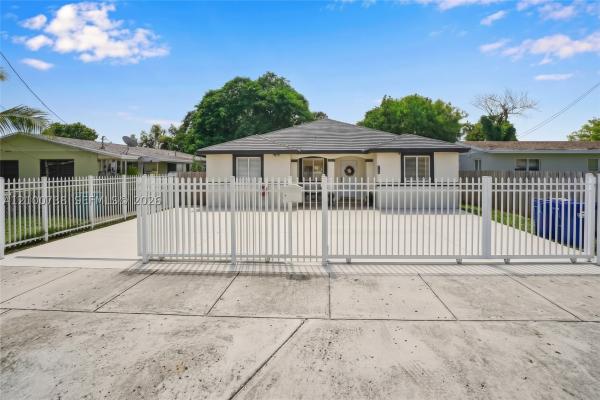 10170 W Fern St, Unincorporated Dade County, Florida 33157, image 1
