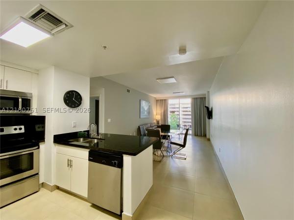 Fortune House, 185 SE 14th Ter #912, Miami, Florida 33131, image 1