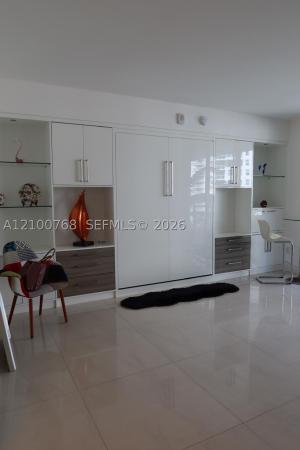 Brickell House, 1300 Brickell Bay Dr #1600, Miami, Florida 33131, image 1