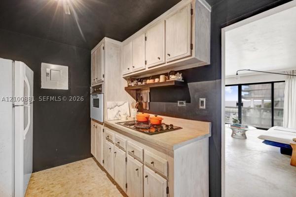 Brickell Townhouse, 2451 Brickell Ave #6C, Miami, Florida 33129, image 1