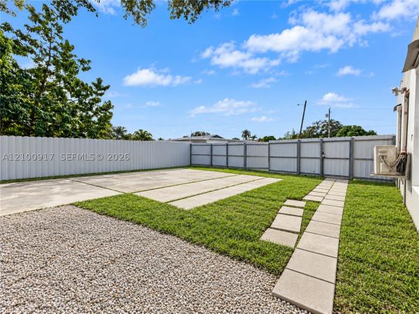2437 NW 98th St, Unincorporated Dade County, Florida 33147, image 1