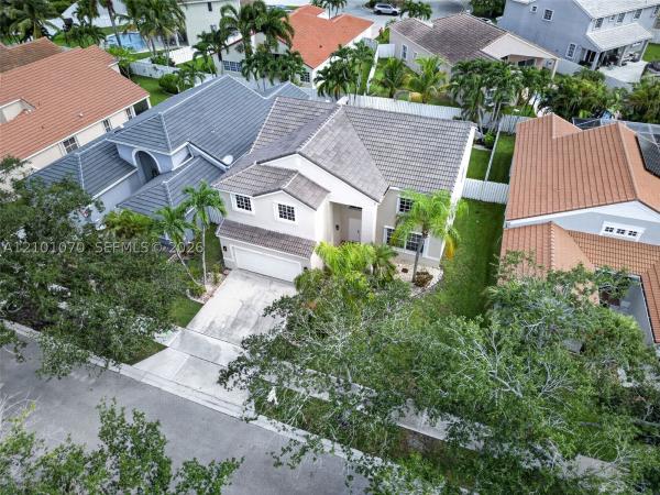 Cedar Falls, 1012 Cedar Falls Dr, Weston, Florida 33327, image 1
