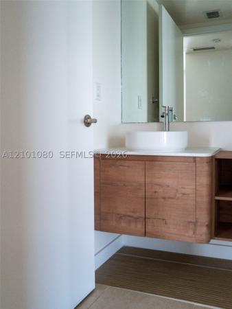50 Biscayne, 50 Biscayne Blvd #4111, Miami, Florida 33132, image 1