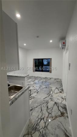 15350 SW 11th St, Unincorporated Dade County, Florida 33194, image 1