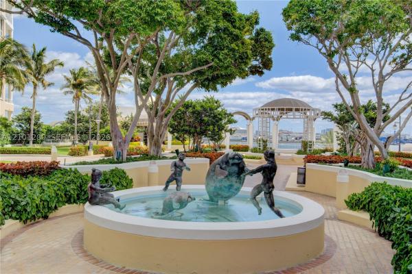 Two Tequesta Point, 808 Brickell Key Dr #408, Miami, Florida 33131, image 1