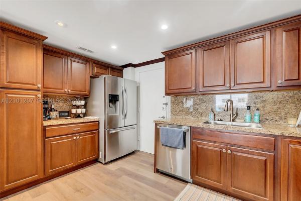 Wellington Towers, 1701 S Ocean Dr #202, Hollywood, Florida 33019, image 1