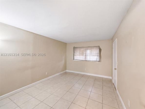 821 NE 207th Ln #1-103, Unincorporated Dade County, Florida 33179, image 1