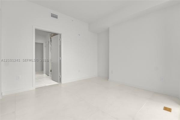 1400 Biscayne #1901, Miami, Florida 33132, image 1