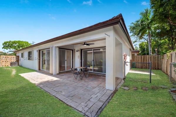 14613 SW 155th Pl, Unincorporated Dade County, Florida 33196, image 1