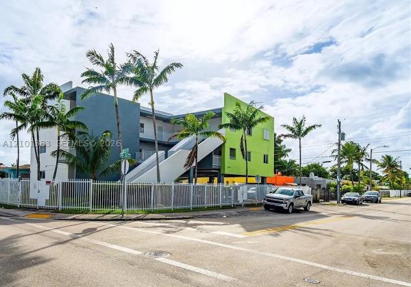Evergreen Lawns, 2210 NW 34th St #204, Miami, Florida 33142, image 1