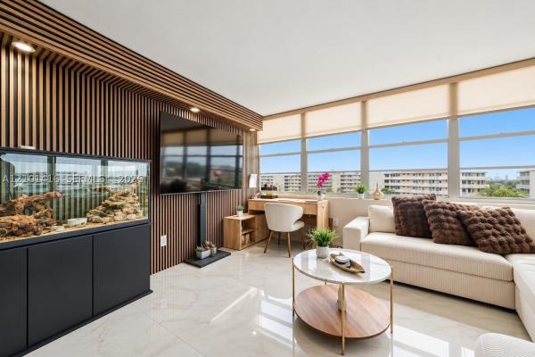 Del Prado South, 18011 Biscayne Blvd #505-1, Aventura, Florida 33160, image 1