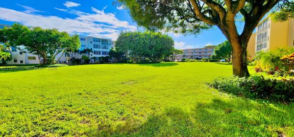 Village Royale Greenwood, 2615 NE 3rd Ct #1060, Boynton Beach, Florida 33435, image 1