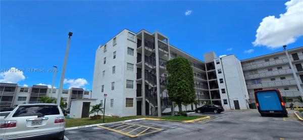 14165 SW 87th St #D501, Unincorporated Dade County, Florida 33183, image 1