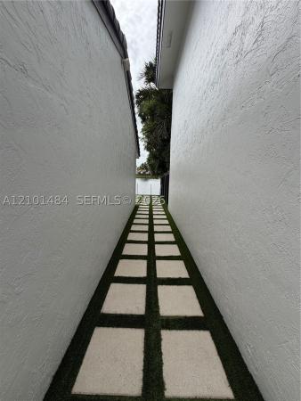 17819 NW 66th Court Cir, Hialeah, Florida 33015, image 1