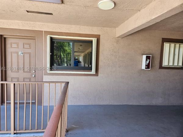 2348 W 56th St #19, Hialeah, Florida 33016, image 1