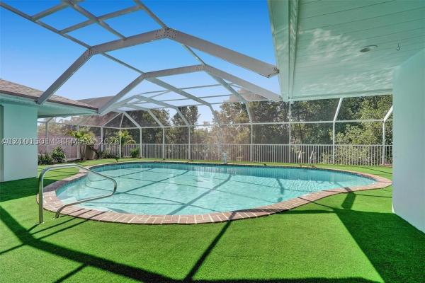 2310 NE 195th St, Unincorporated Dade County, Florida 33180, image 1