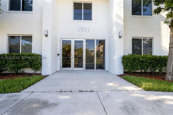 2651 NE 212th Ter #107, Unincorporated Dade County, Florida 33180, image 1