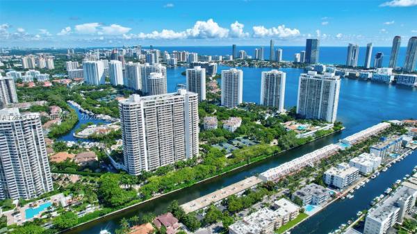2000 Island Boulevard, 2000 Island Blvd #204, Aventura, Florida 33160, image 1