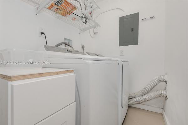 Esmonda Gardens, 709 SW 14th Ct #1-2, Fort Lauderdale, Florida 33315, image 1