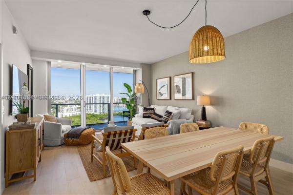 The Harbour North Tower, 16385 Biscayne Blvd #2406, North Miami Beach, Florida 33160, image 1