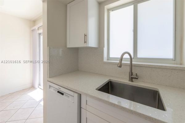 Venetian Isles, 2101 NE 41st St #B, Lighthouse Point, Florida 33064, image 1