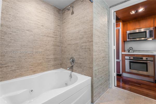 50 Biscayne, 50 Biscayne Blvd #811, Miami, Florida 33132, image 1