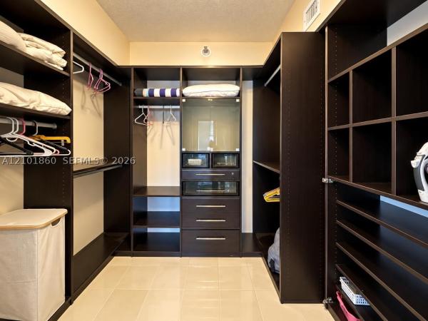 Mystic Pointe Tower 200, 19101 NE 36th Ct #2406, Aventura, Florida 33180, image 1
