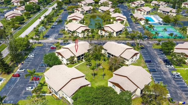 Pine Ridge 3, 301 Pine Ridge Cir #C-1, Greenacres, Florida 33463, image 1