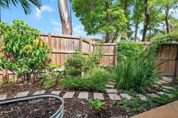 7707 SW 100th St #-, Unincorporated Dade County, Florida 33156, image 1