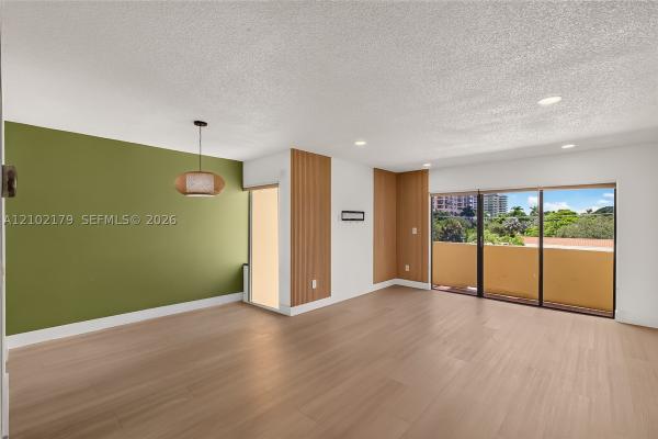 Quinary Club, 525 Coral Way #403, Coral Gables, Florida 33134, image 1