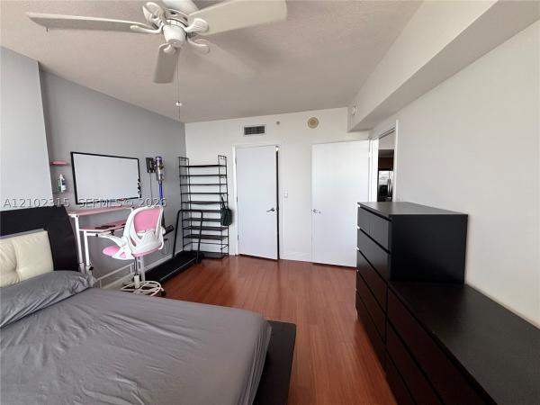 Opera Tower, 1750 N Bayshore Dr #4804, Miami, Florida 33132, image 1