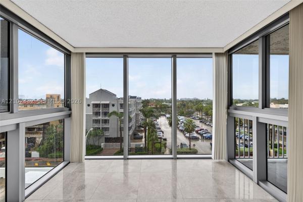 Mirasol Ocean Towers, 2655 Collins Ave #702, Miami Beach, Florida 33140, image 1