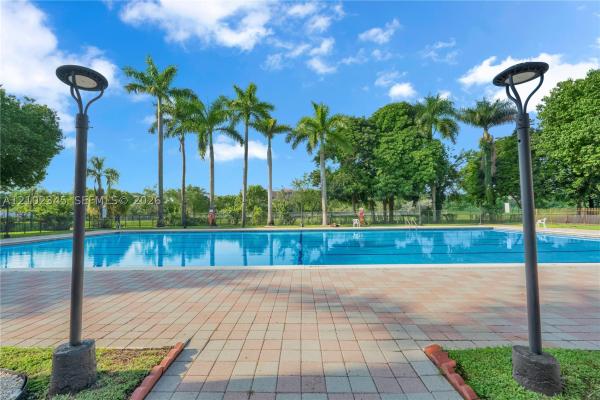 9300 Fontainebleau Blvd #E101, Unincorporated Dade County, Florida 33172, image 1