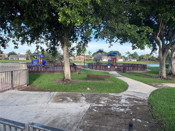5312 SW 151st Pl, Unincorporated Dade County, Florida 33185, image 1