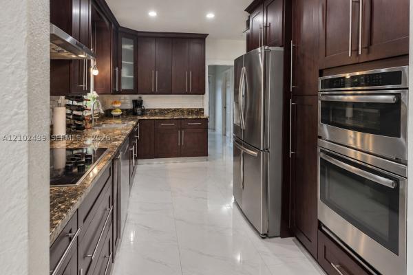 Pine Tree Manor, 9351 Jamaica Dr, Cutler Bay, Florida 33189, image 1