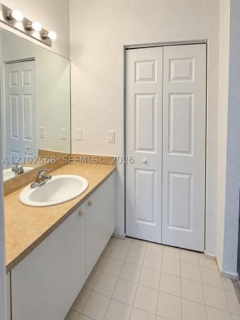 Santa Catalina Townhomes, 806 N Santa Catalina Cir, North Lauderdale, Florida 33068, image 1