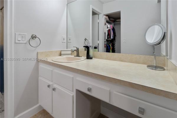 Pines Of Oakland Forest, 2720 S Oakland Forest Dr #1004, Oakland Park, Florida 33309, image 1
