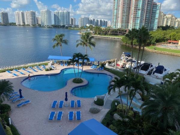 Mystic Pointe Tower 500, 3530 Mystic Pointe Dr #2703, Aventura, Florida 33180, image 1